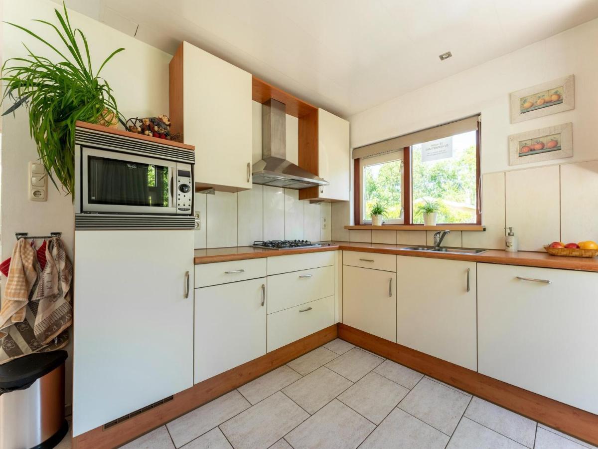 Peaceful With Shared Pool Holiday home Baarland
